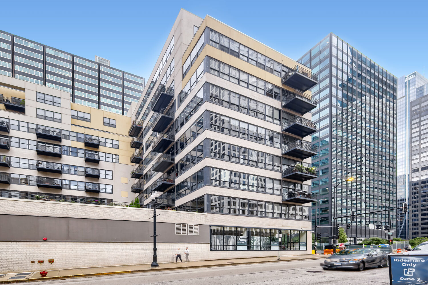 130 S Canal Street 419 Property Photo 4