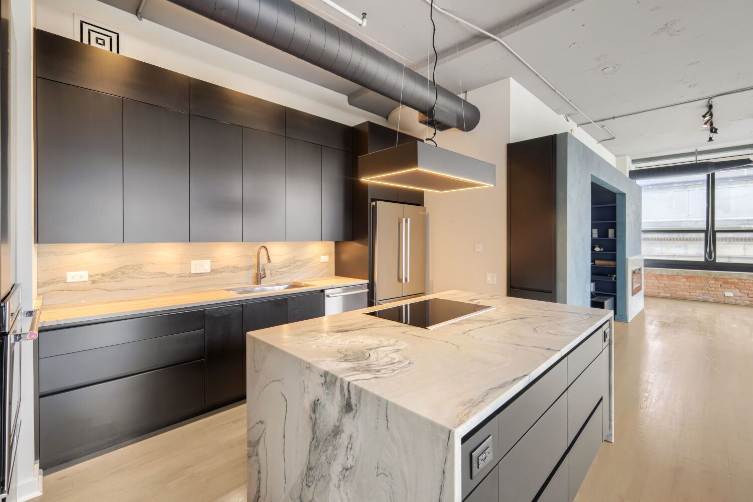 130 S Canal Street 419 Property Photo 12