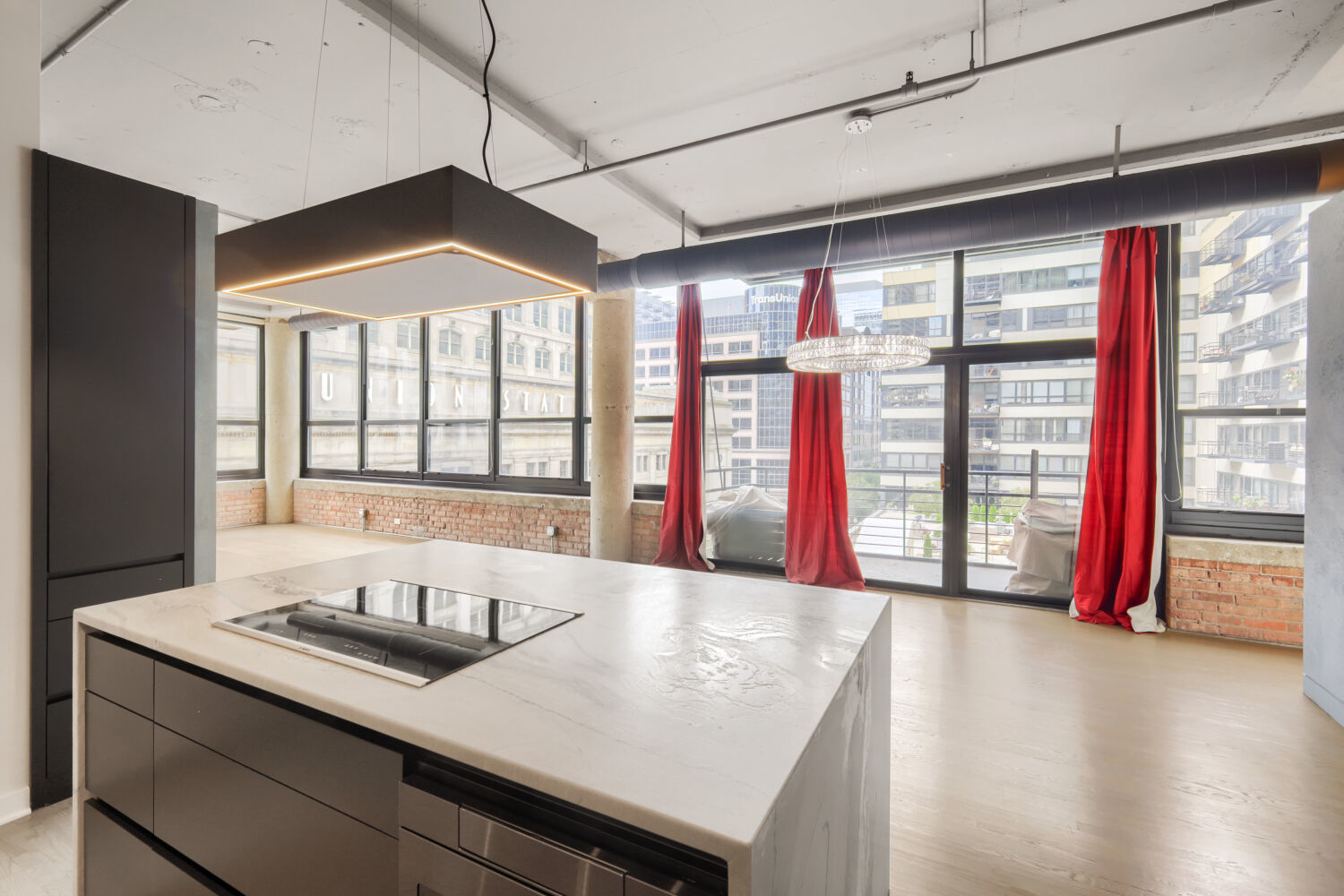 130 S Canal Street 419 Property Photo 14