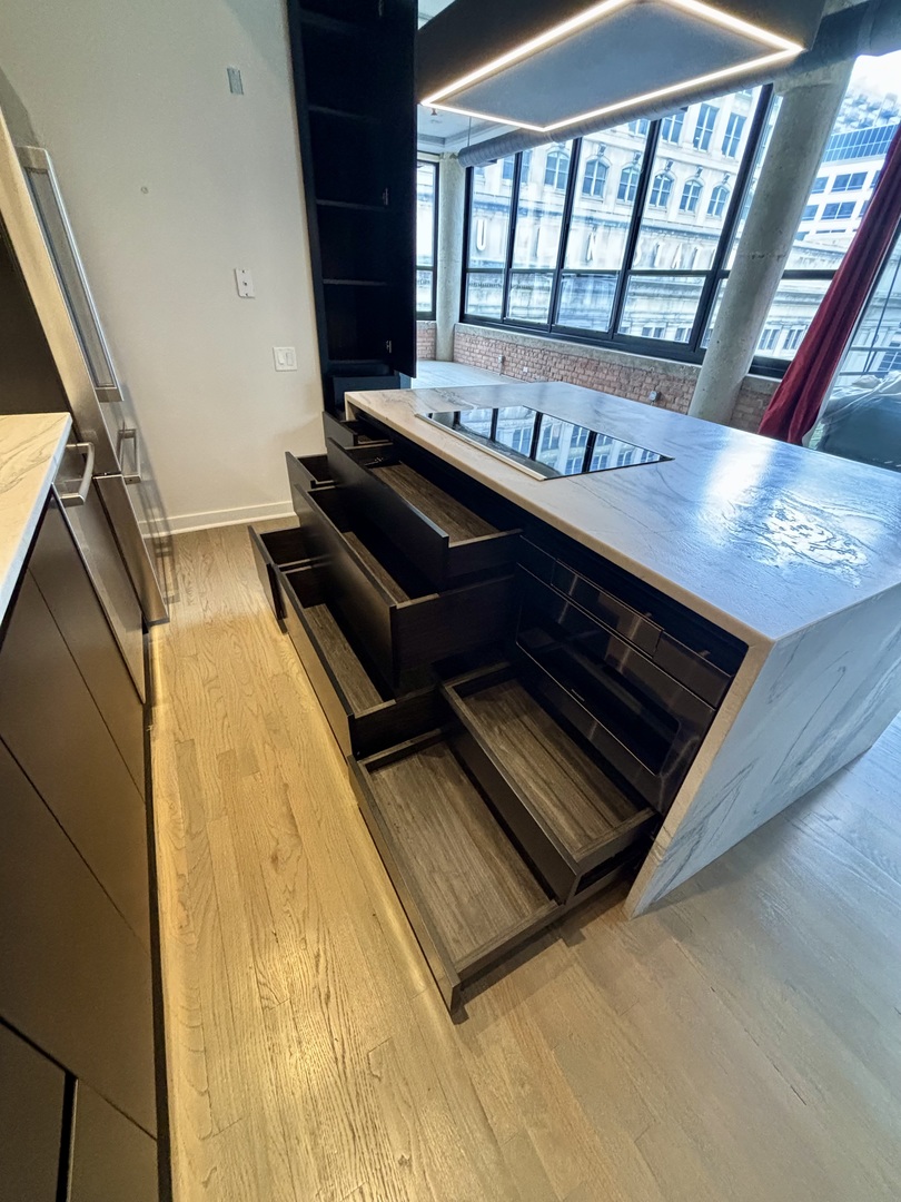 130 S Canal Street 419 Property Photo 38