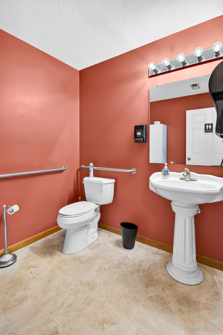 1960 S 21st Street Property Photo 27