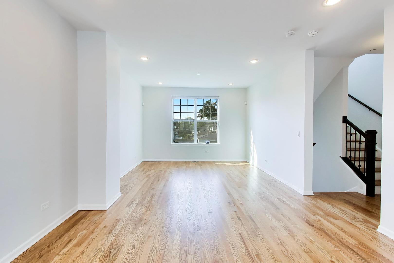 1206 Elm Street Property Photo 4