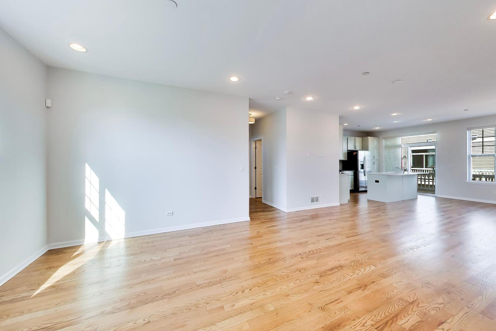 1206 Elm Street Property Photo 6