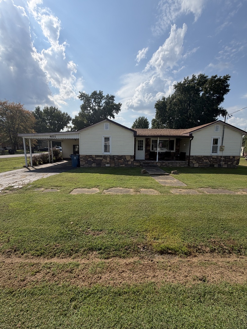 401 N Mary Street Property Photo 1