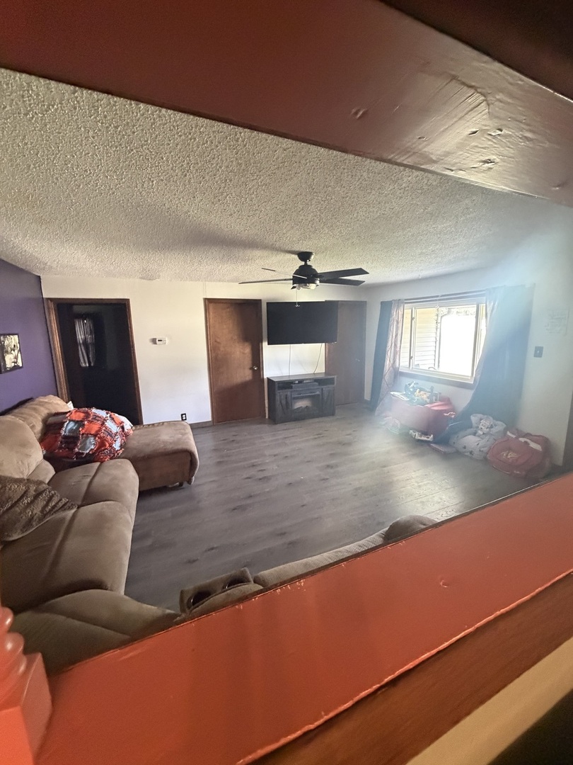 401 N Mary Street Property Photo 17