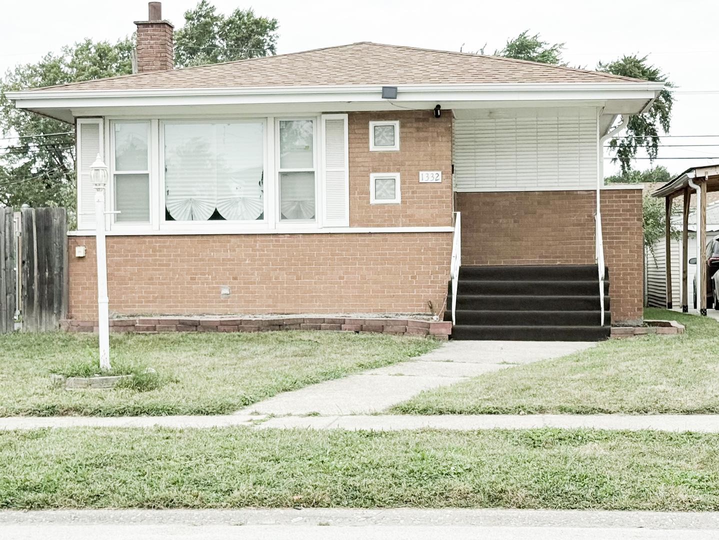1332 Mackinaw Avenue Property Photo 1