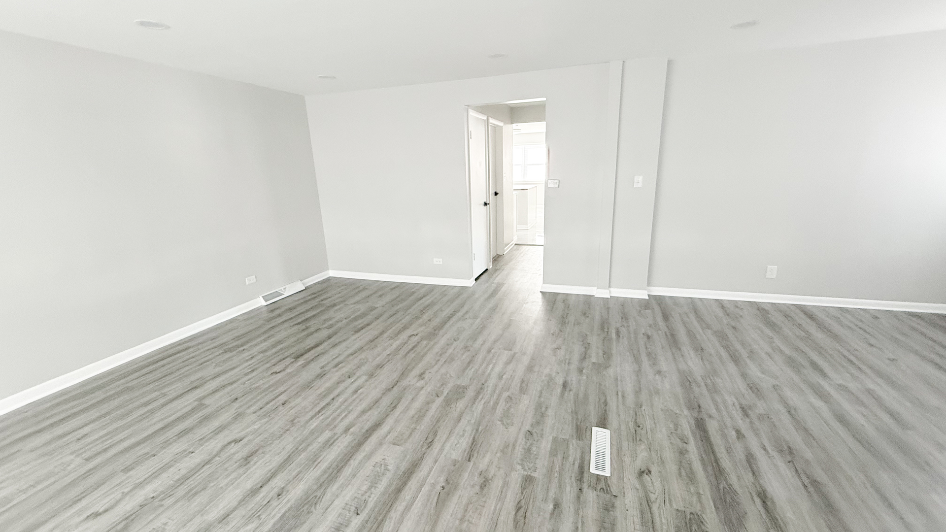 1332 Mackinaw Avenue Property Photo 9