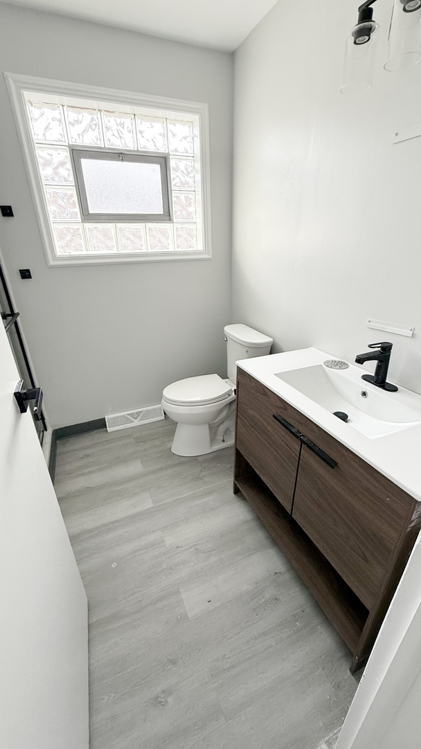 1332 Mackinaw Avenue Property Photo 11