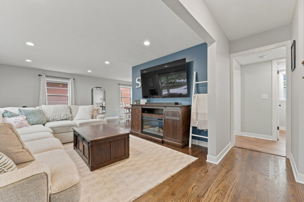 521 S Ann Street Property Photo 8