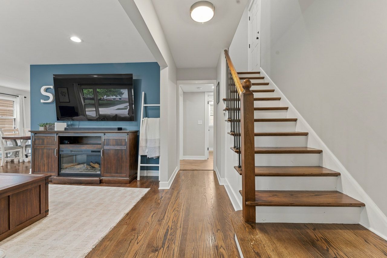 521 S Ann Street Property Photo 9