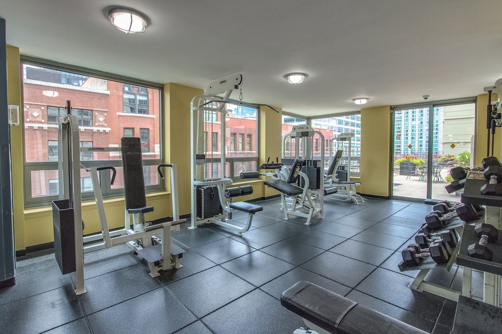440 N Wabash Avenue 1005 Property Photo 11