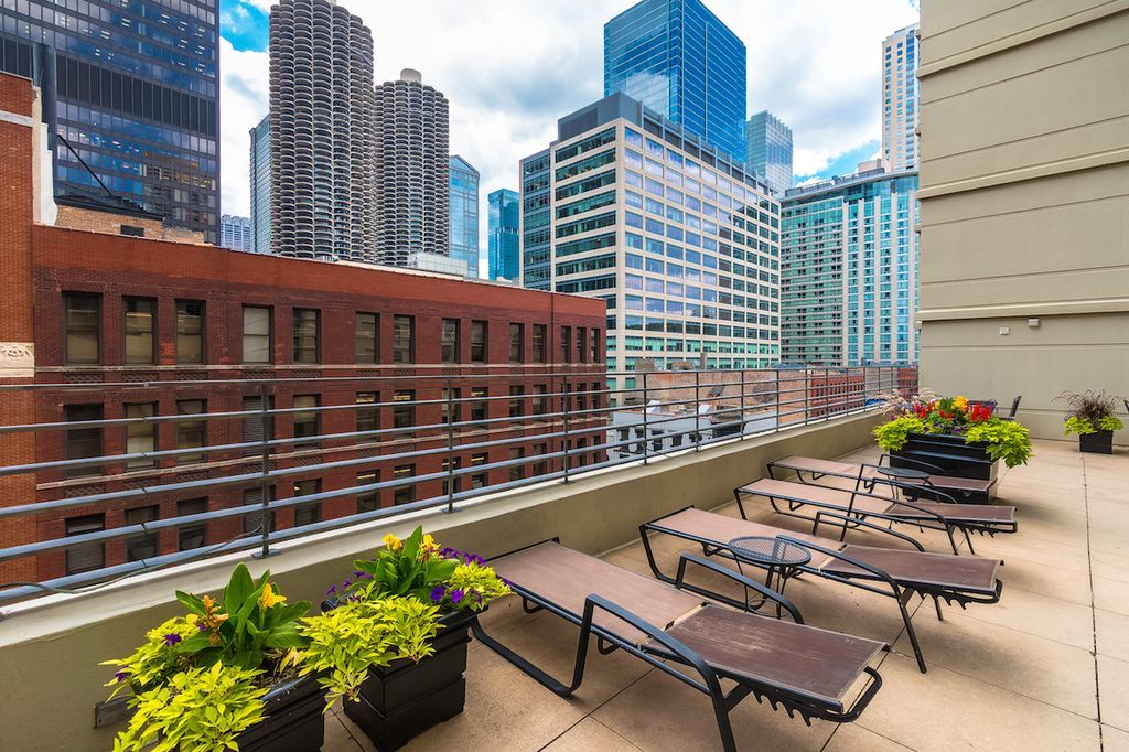 440 N Wabash Avenue 1005 Property Photo 13