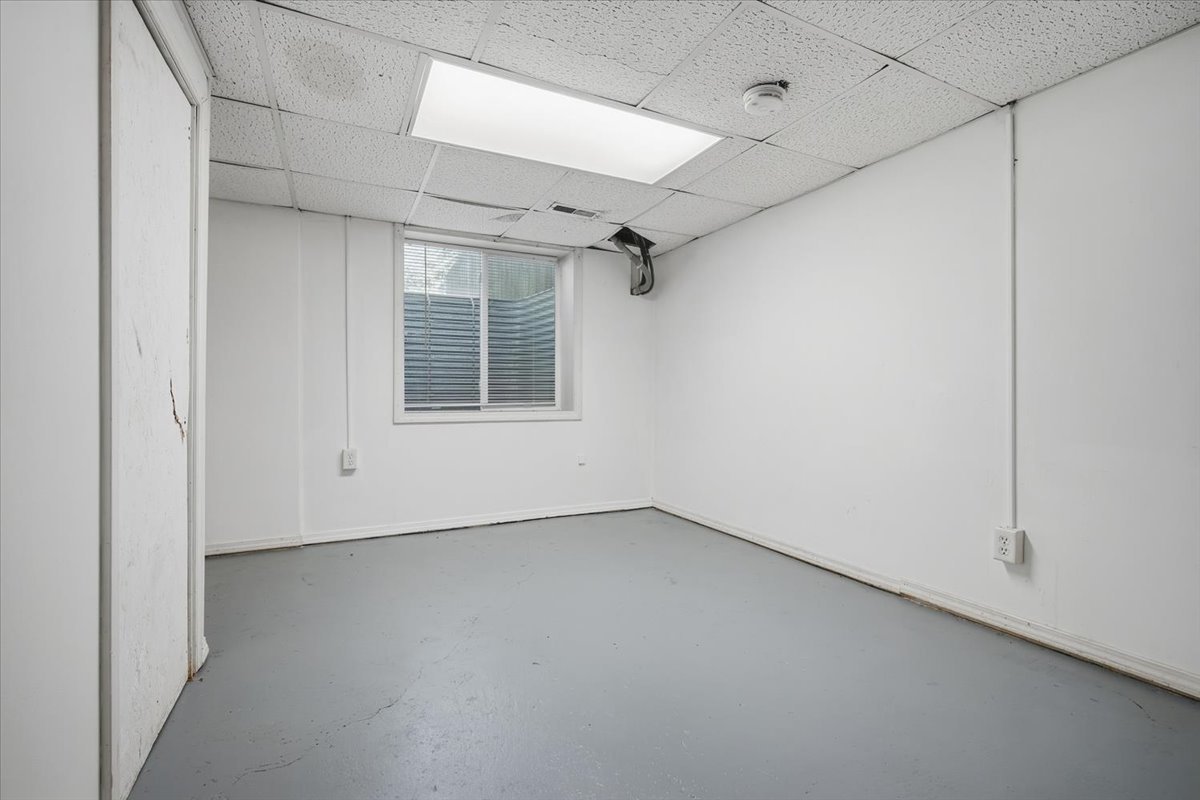 1112 West Avenue Property Photo 18