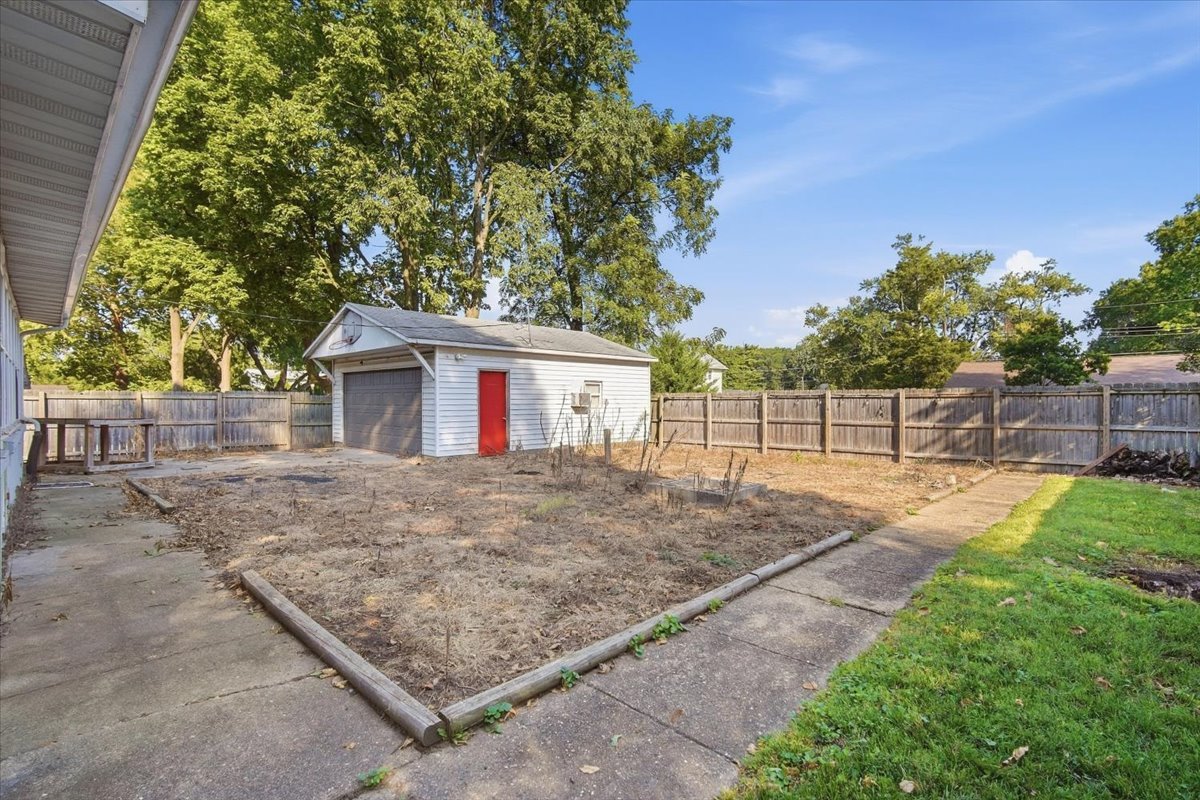 1112 West Avenue Property Photo 20