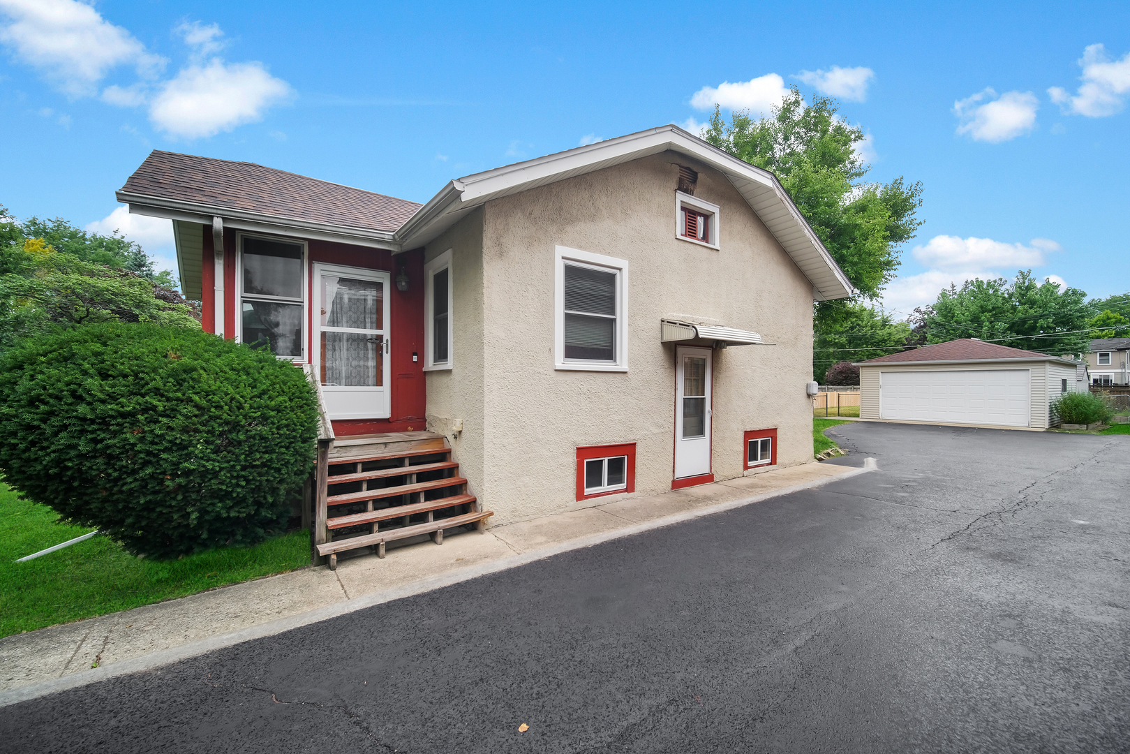 103 N Harvard Avenue Property Photo 4