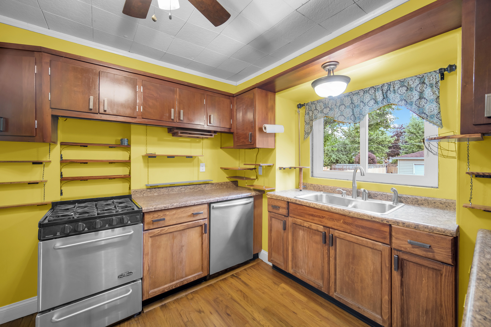 103 N Harvard Avenue Property Photo 11