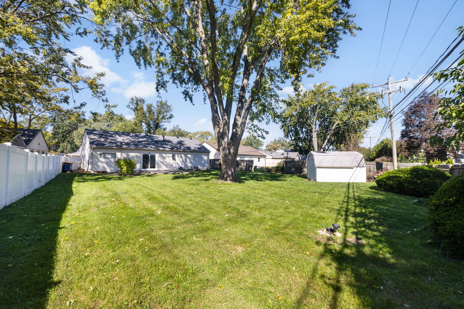 917 Sunnydale Boulevard Property Photo 16