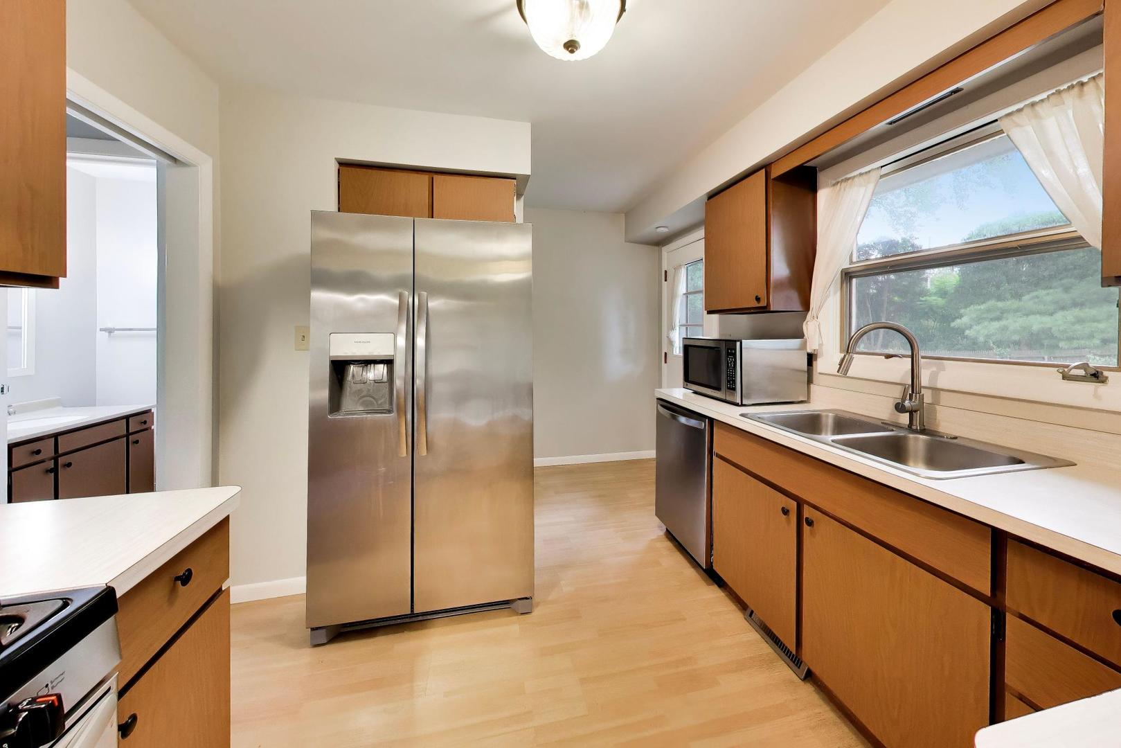 717 Cheever Avenue Property Photo 6