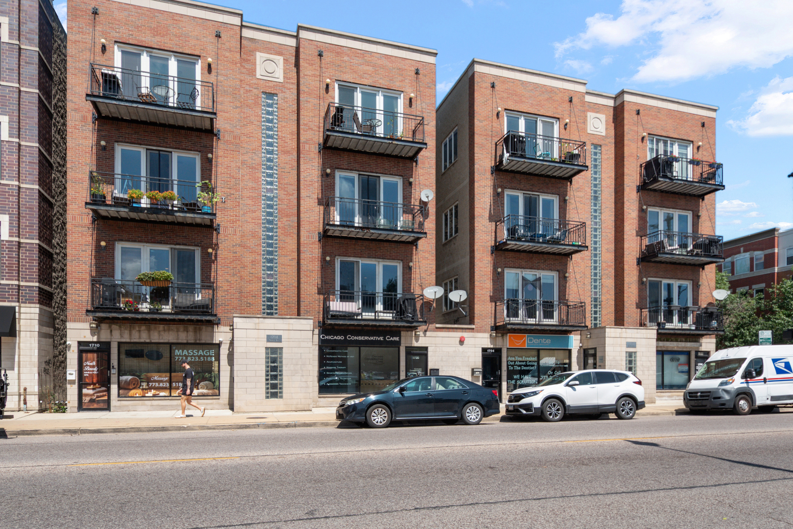 1702 W North Avenue A2 Property Photo 1