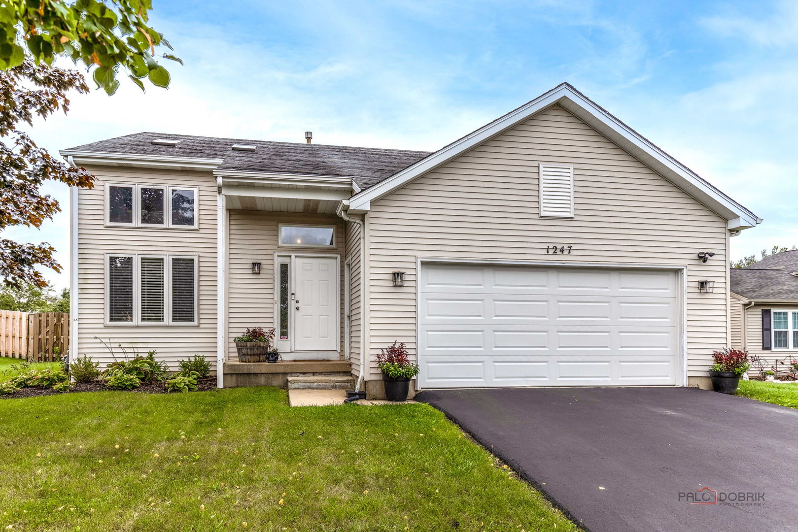 1247 Pheasant Drive Property Photo 1