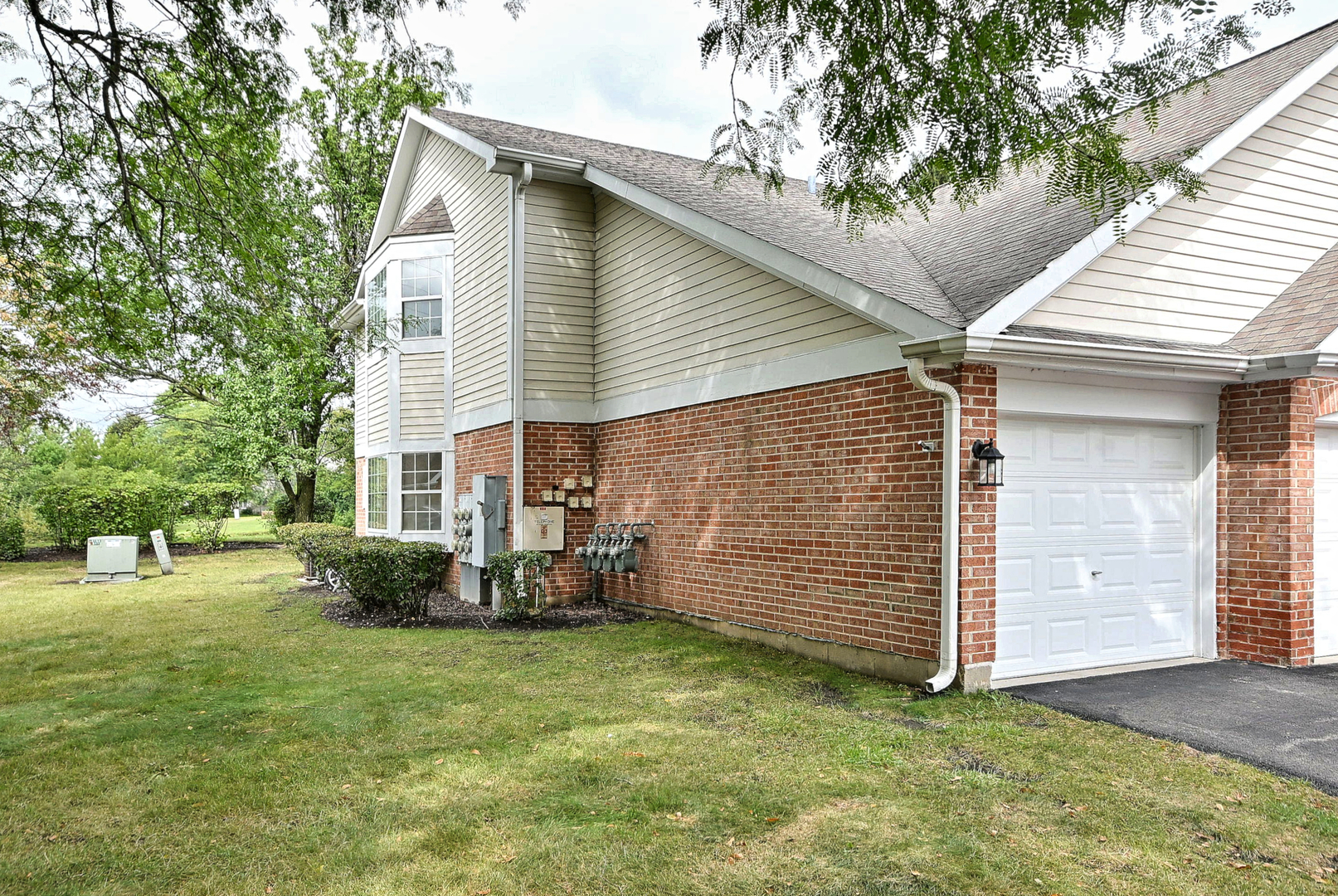 884 Pas Court 101 Property Photo 2