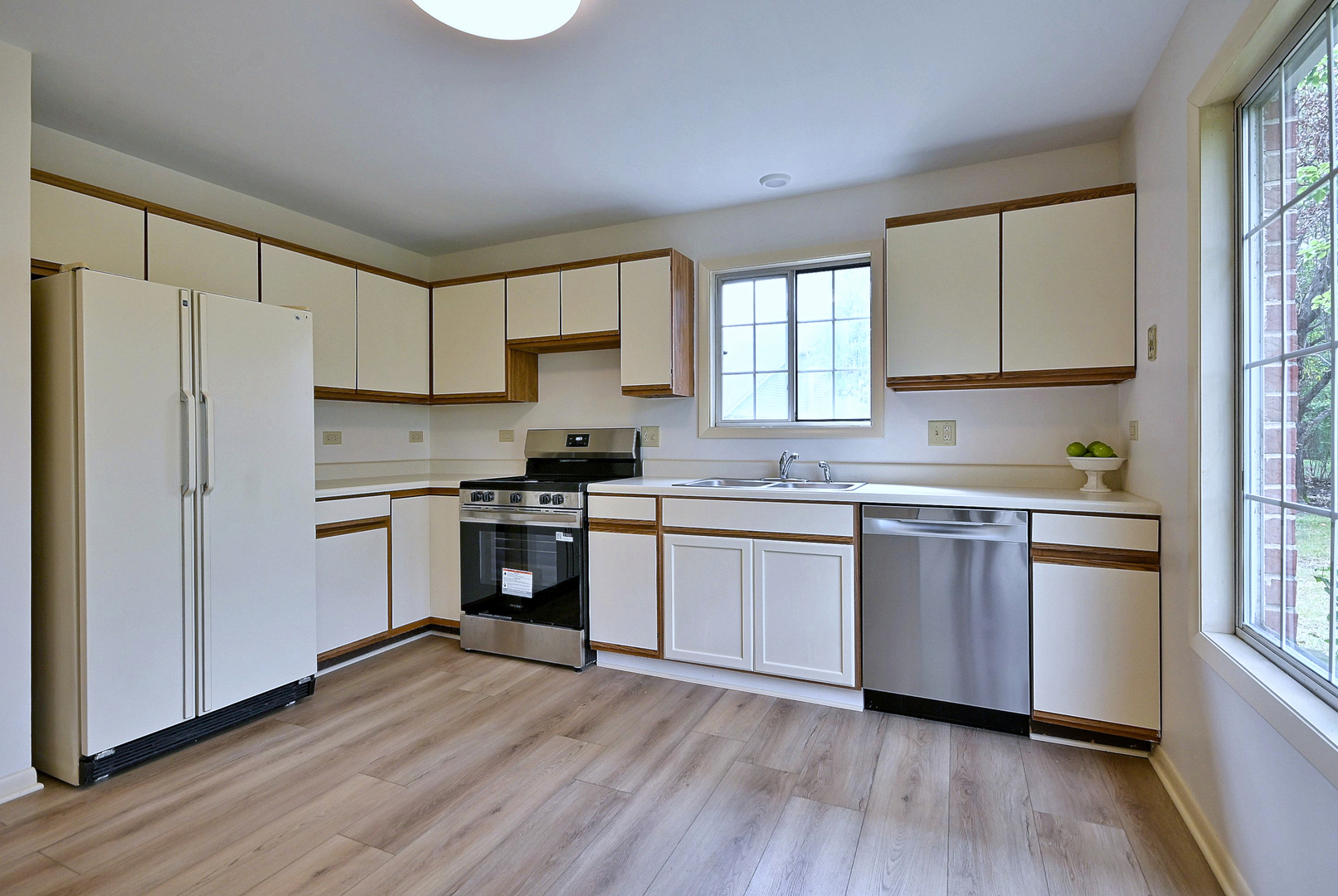 884 Pas Court 101 Property Photo 7