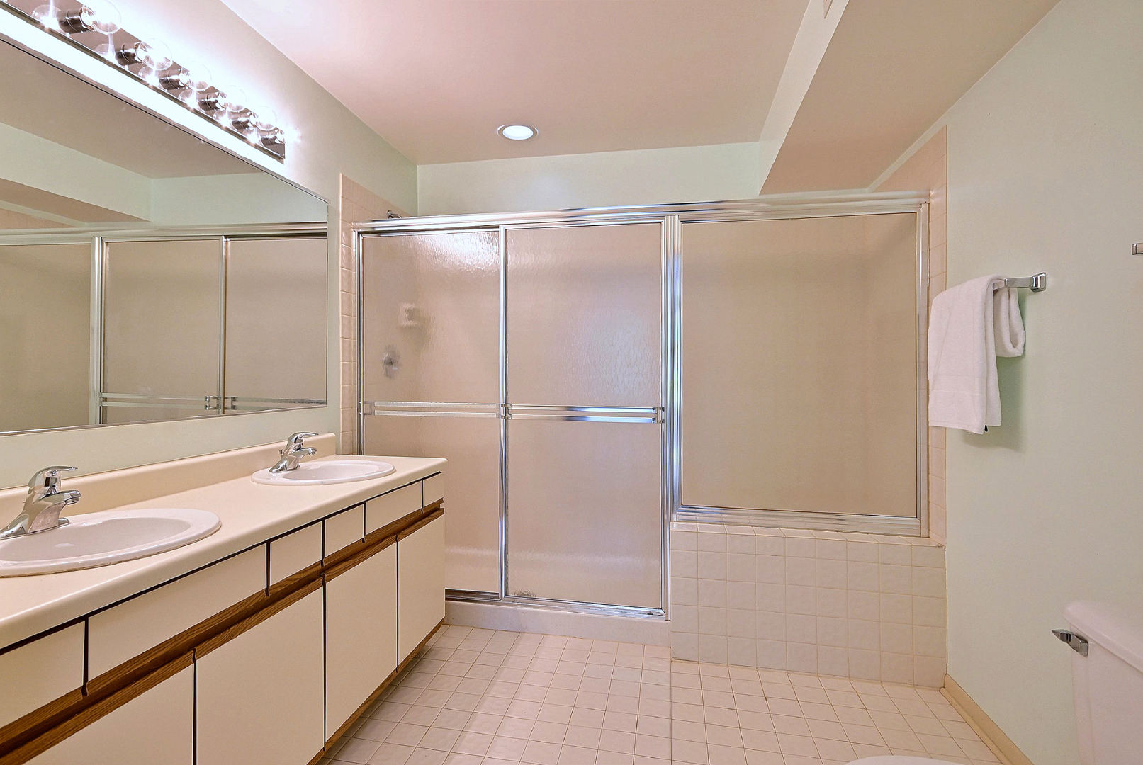 884 Pas Court 101 Property Photo 12