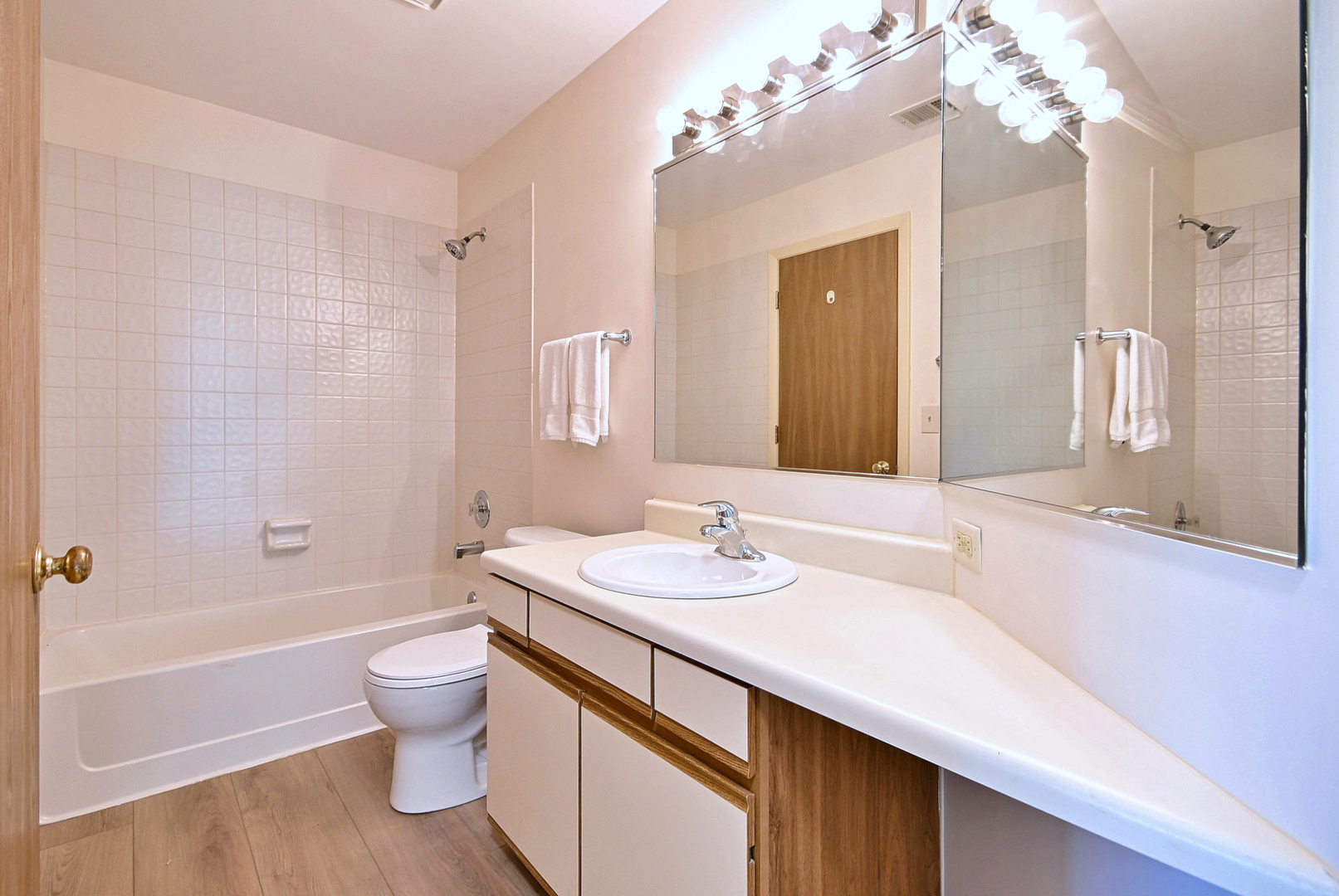 884 Pas Court 101 Property Photo 14