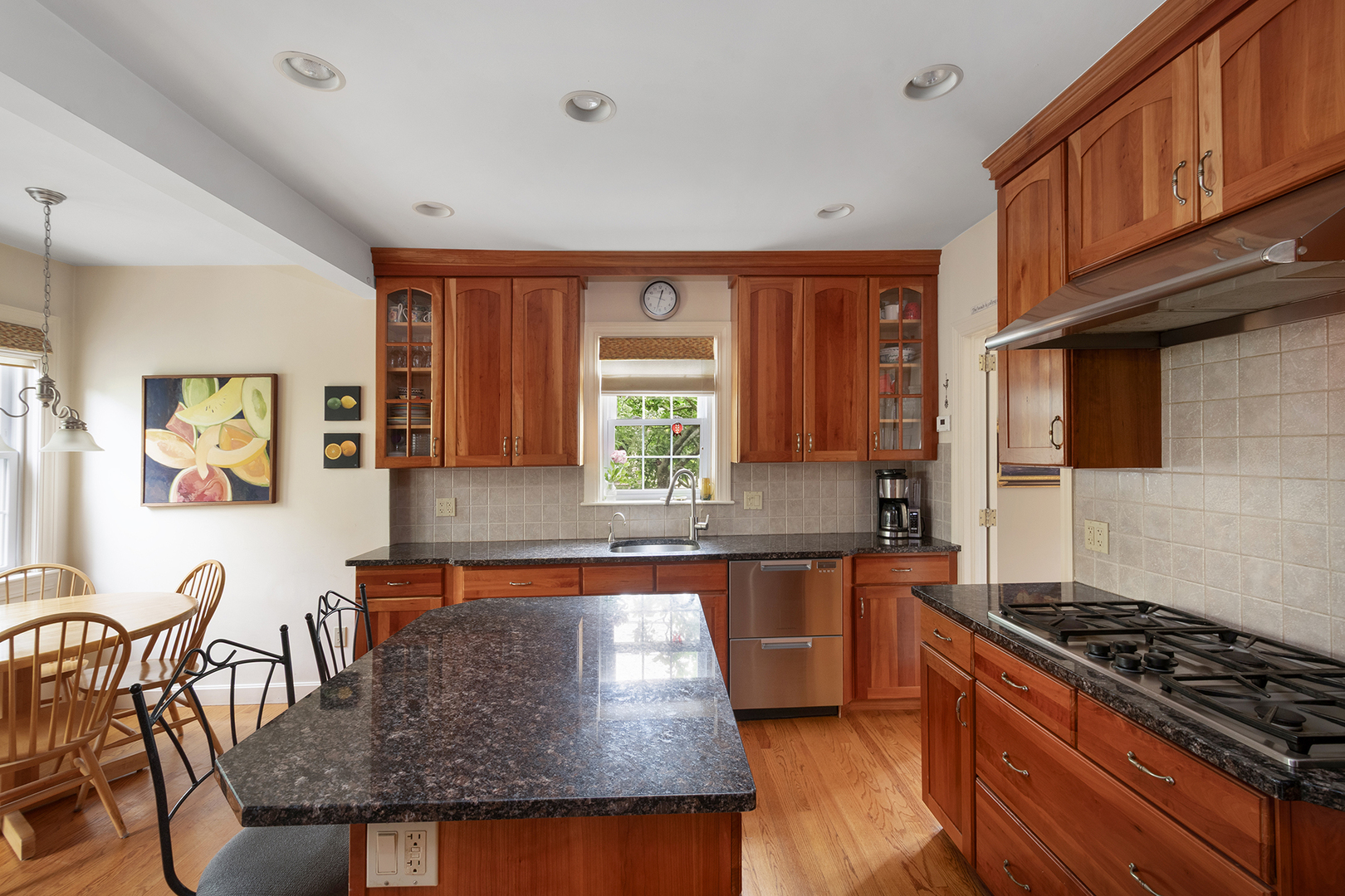 176 Cole Avenue Property Photo 22