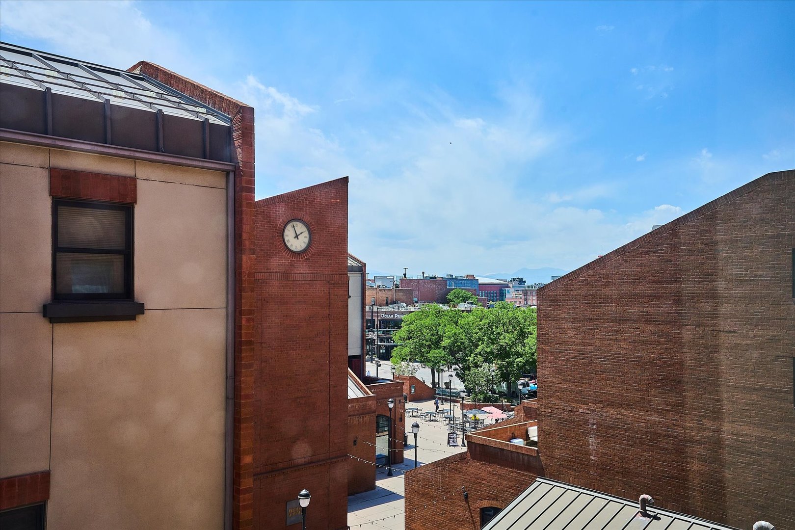 1512 Larimer Street 39 Property Photo 13
