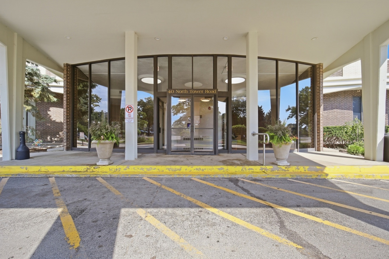 40 N Tower Road 7e Property Photo 2