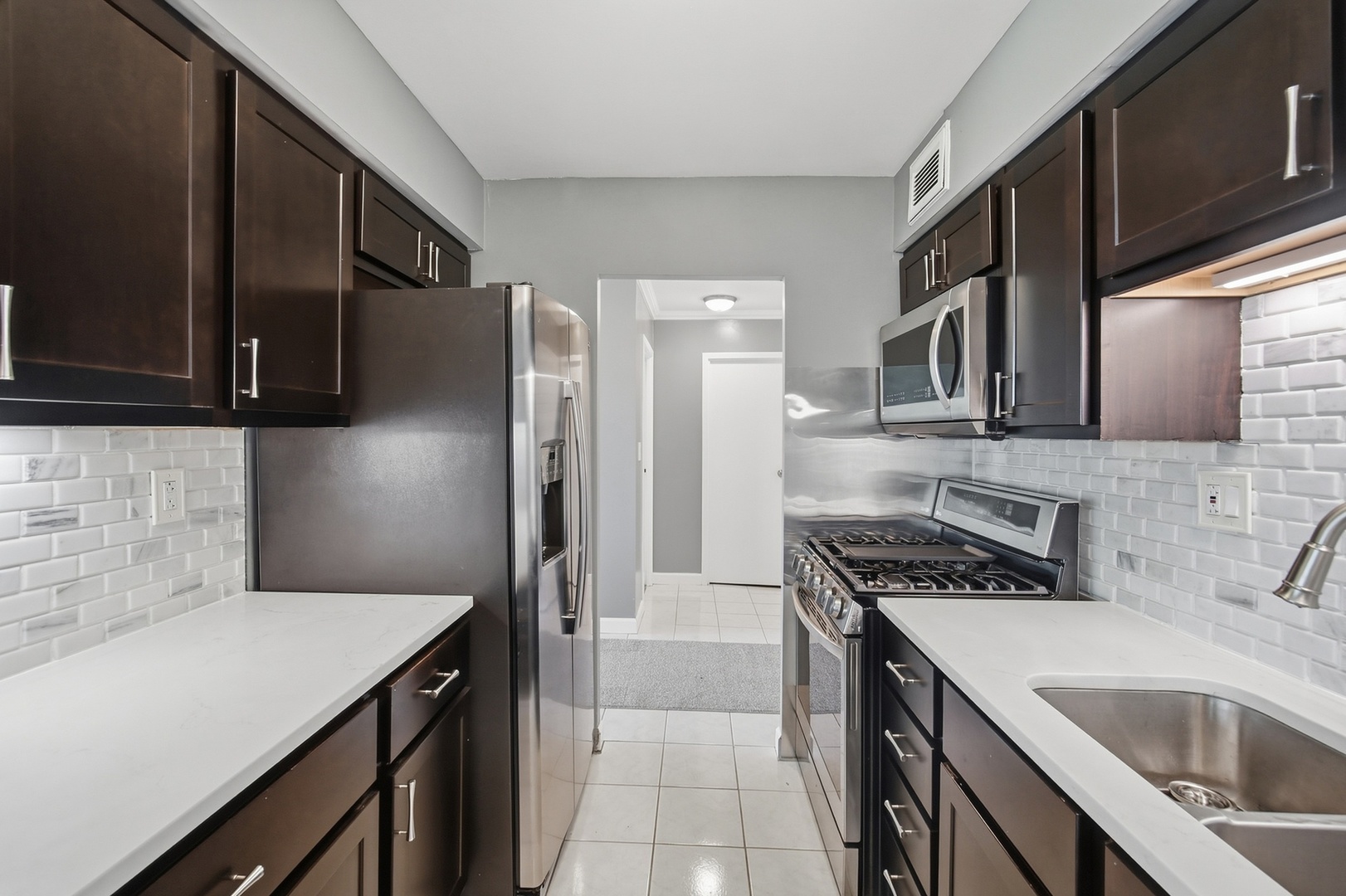 40 N Tower Road 7e Property Photo 9
