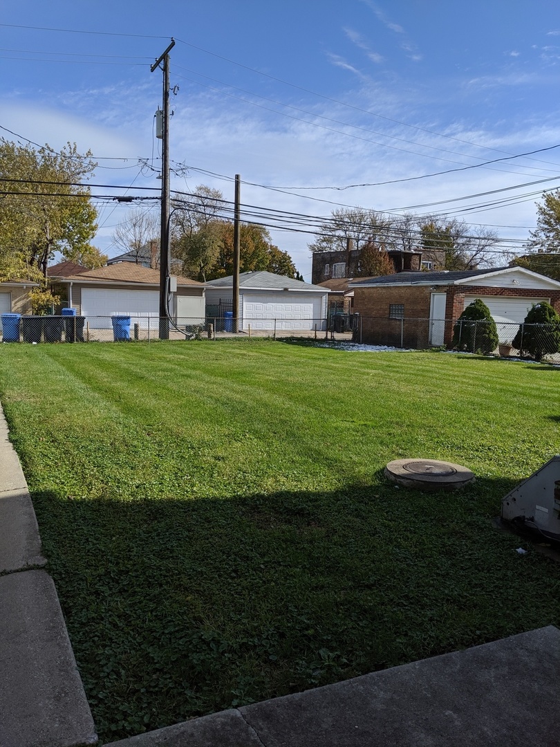 9731 S Michigan Avenue Property Photo 17