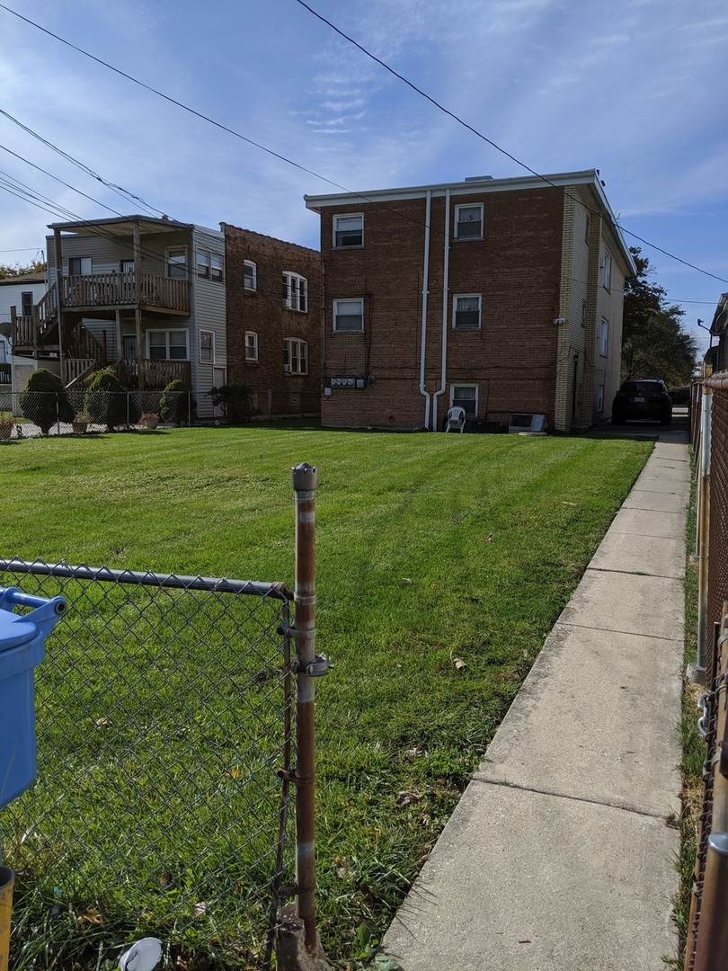 9731 S Michigan Avenue Property Photo 18