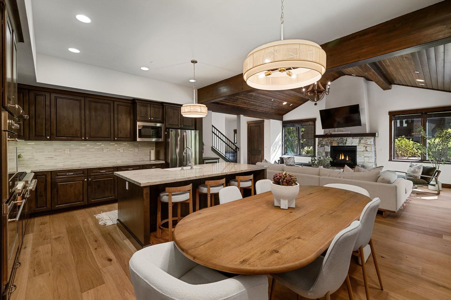 10120 Sagebrush Court Property Photo 6