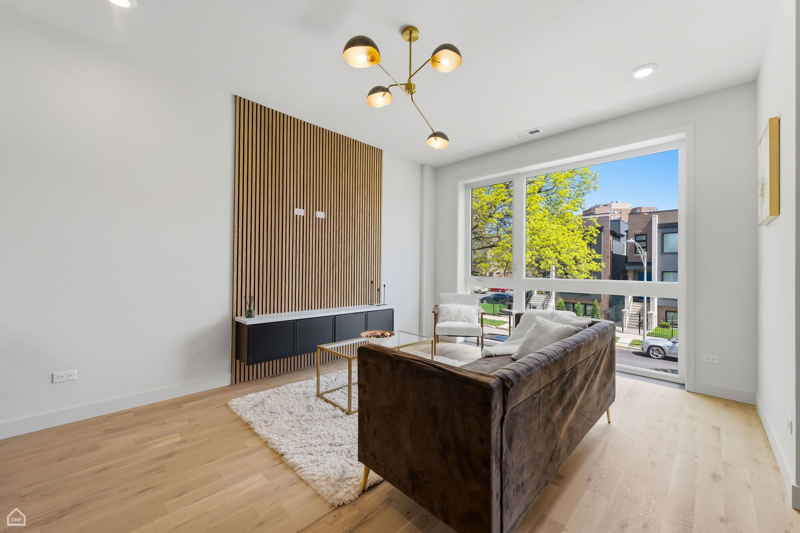 4130 S Calumet Avenue Property Photo 3
