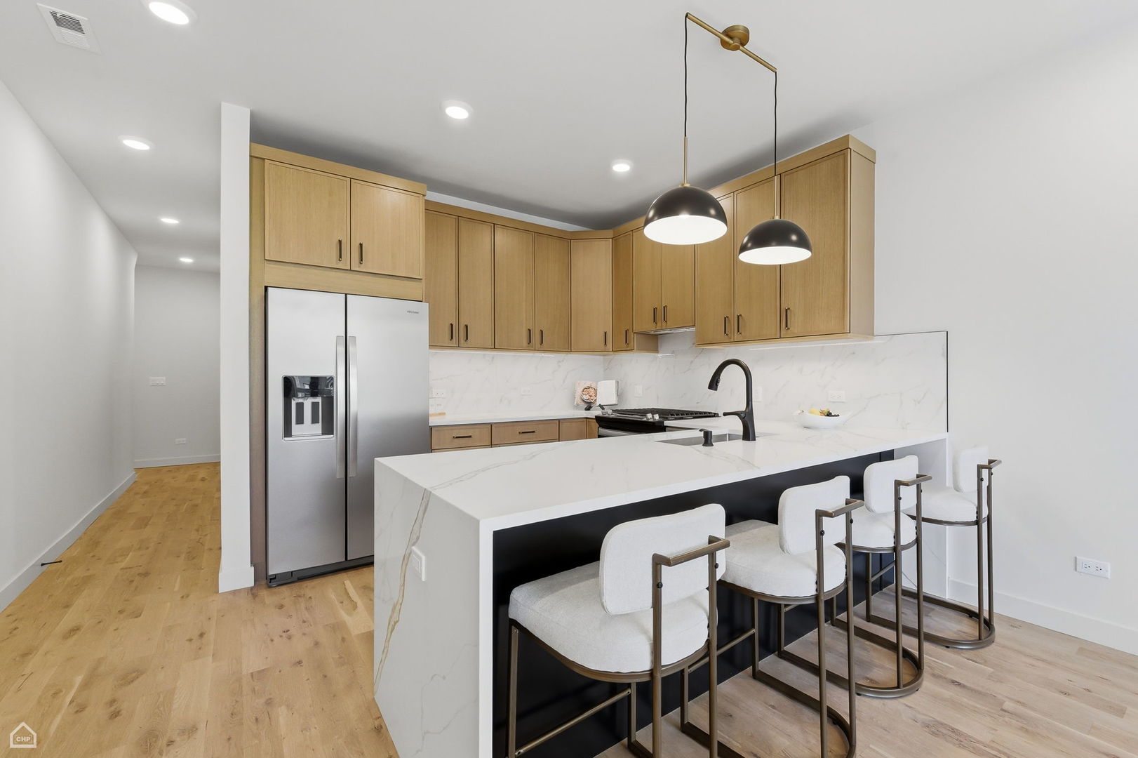 4130 S Calumet Avenue Property Photo 8