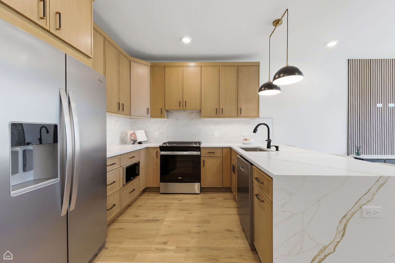 4130 S Calumet Avenue Property Photo 9