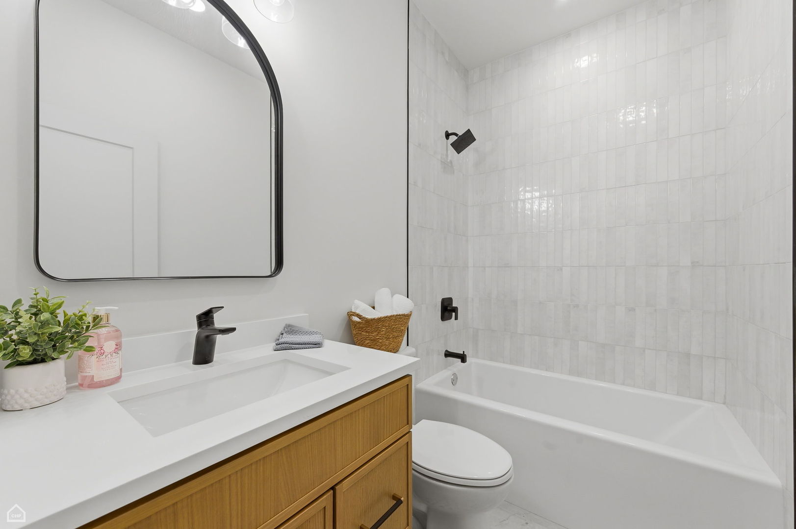 4130 S Calumet Avenue Property Photo 16