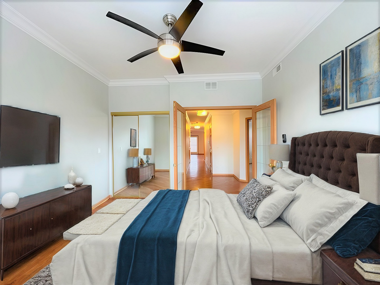4240 S Calumet Avenue Property Photo 47