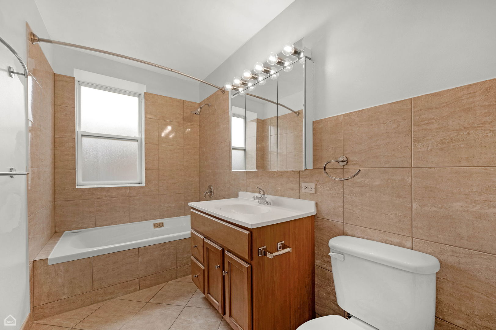4240 S Calumet Avenue Property Photo 59