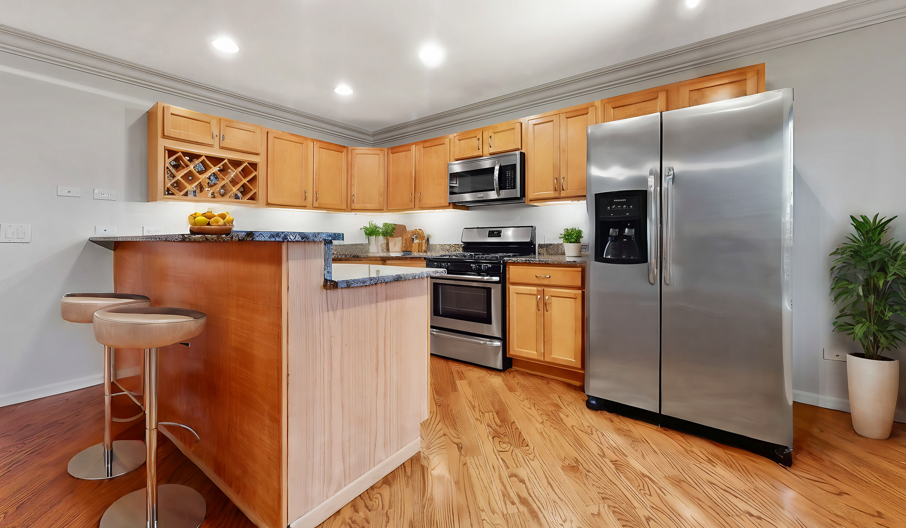 4240 S Calumet Avenue Property Photo 109