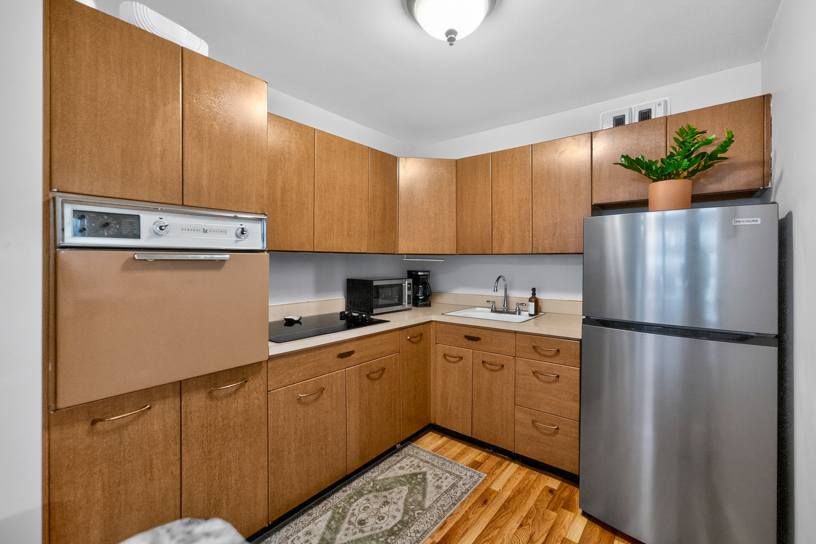 3550 N Lake Shore Drive 1925 Property Photo 10