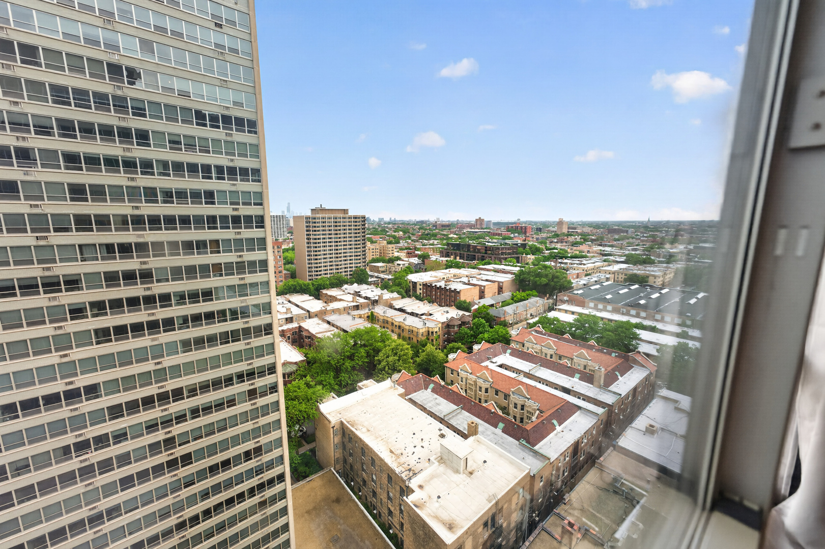 3550 N Lake Shore Drive 1925 Property Photo 13