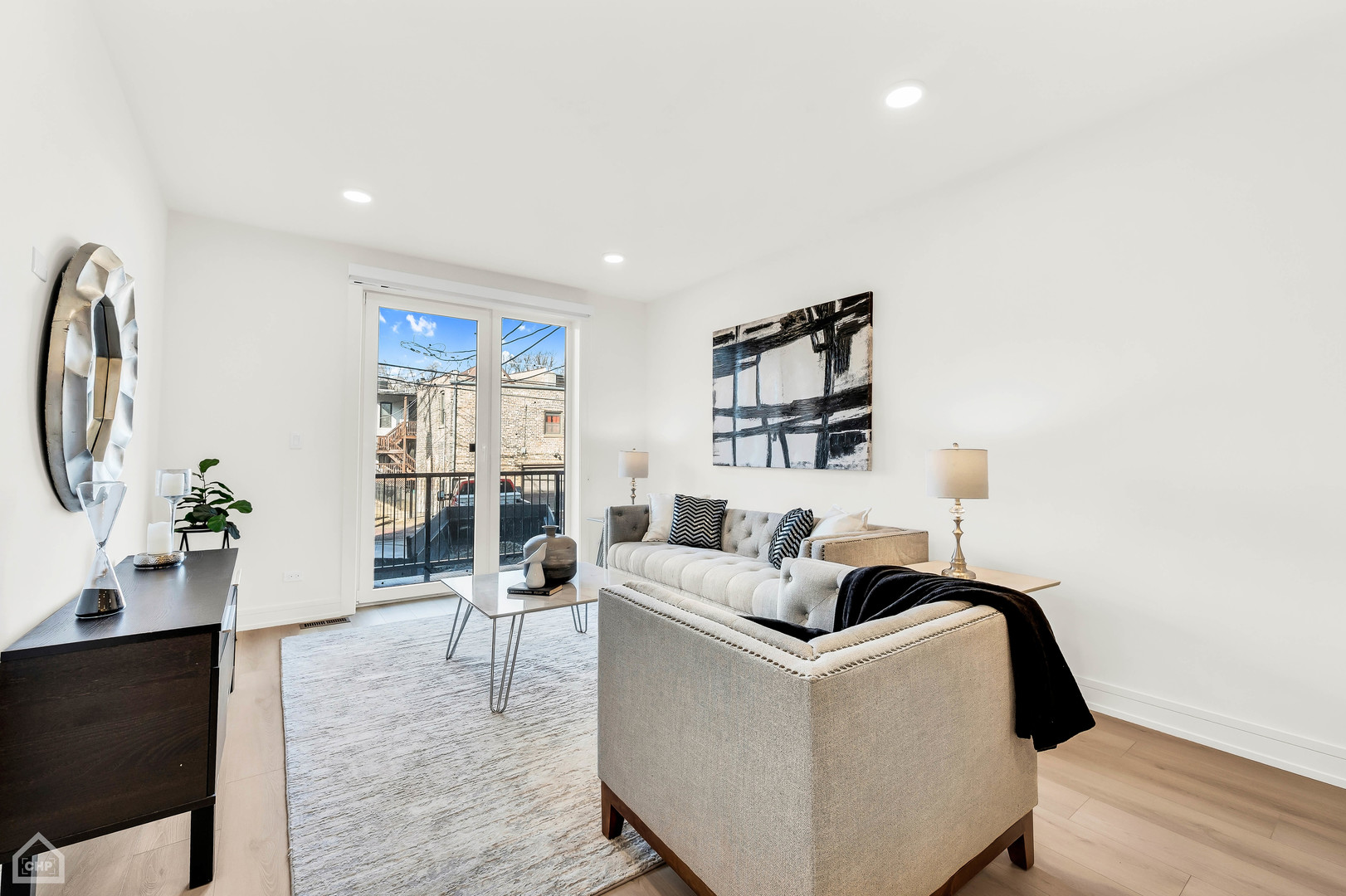 4742-46 S Michigan Avenue Property Photo 8