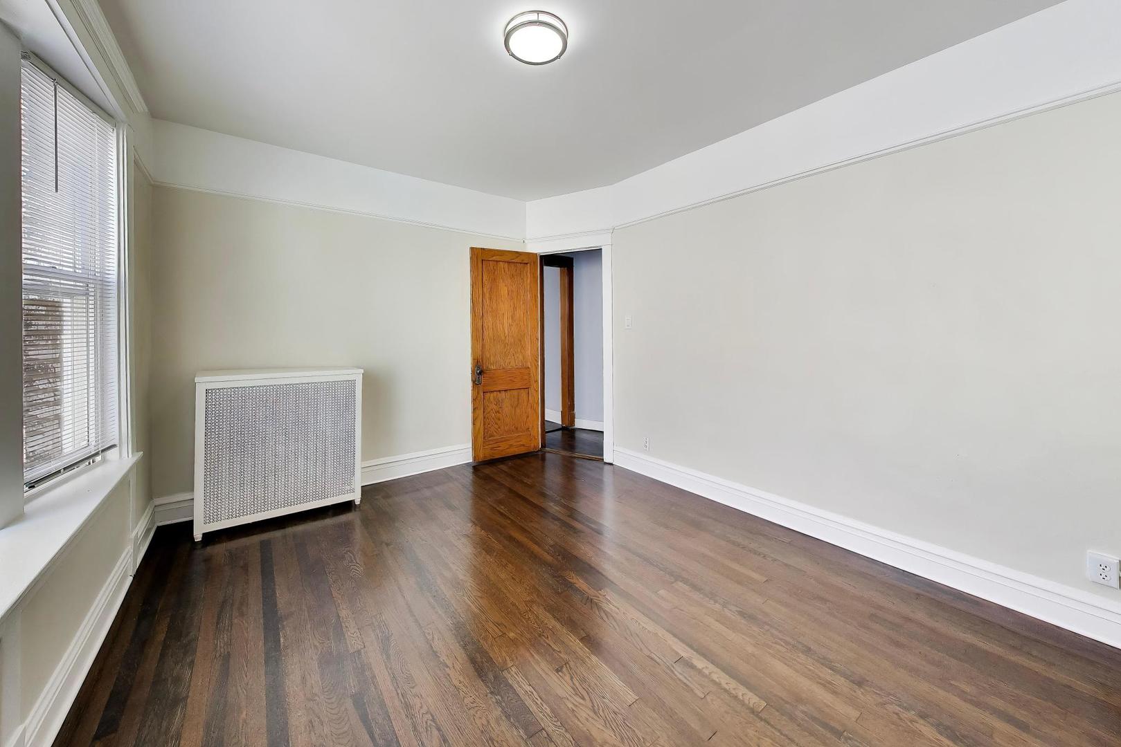 4740 N Drake Avenue 2 Property Photo 19