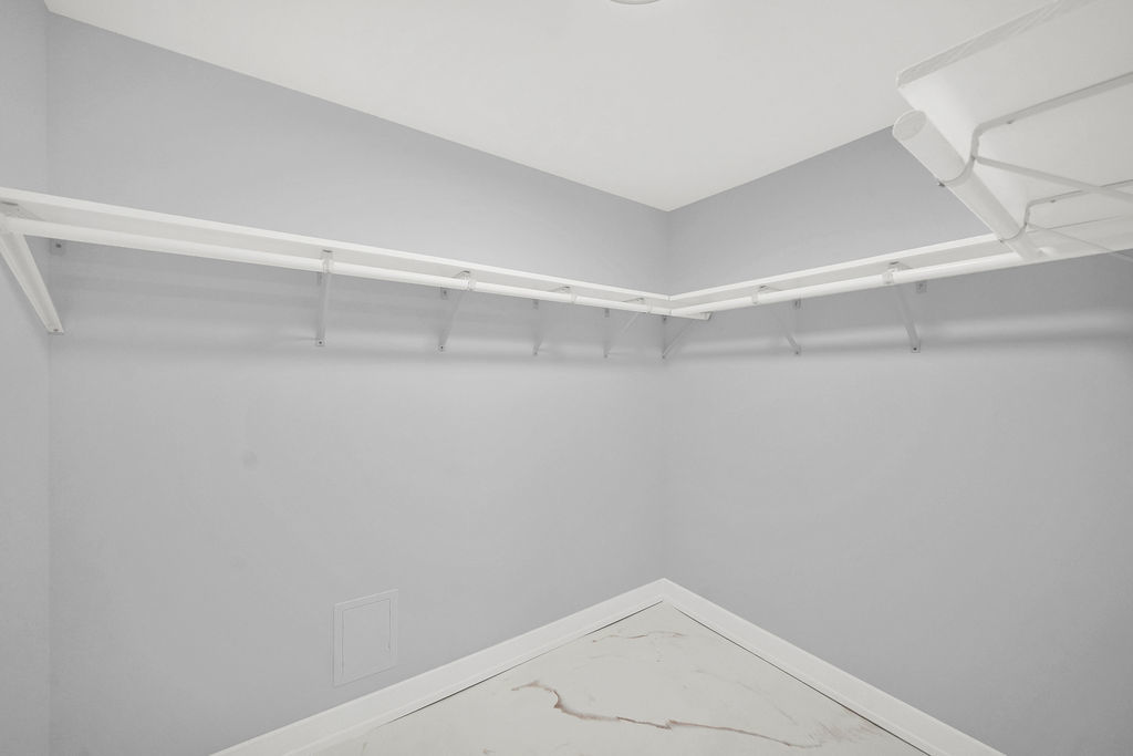 6345 S Honore Street Property Photo 23