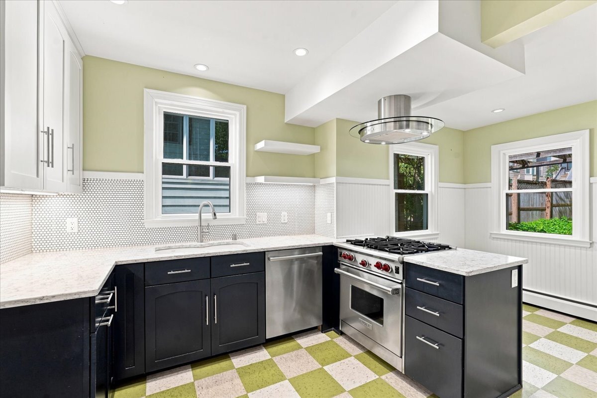 1626 Madison Street Property Photo 18
