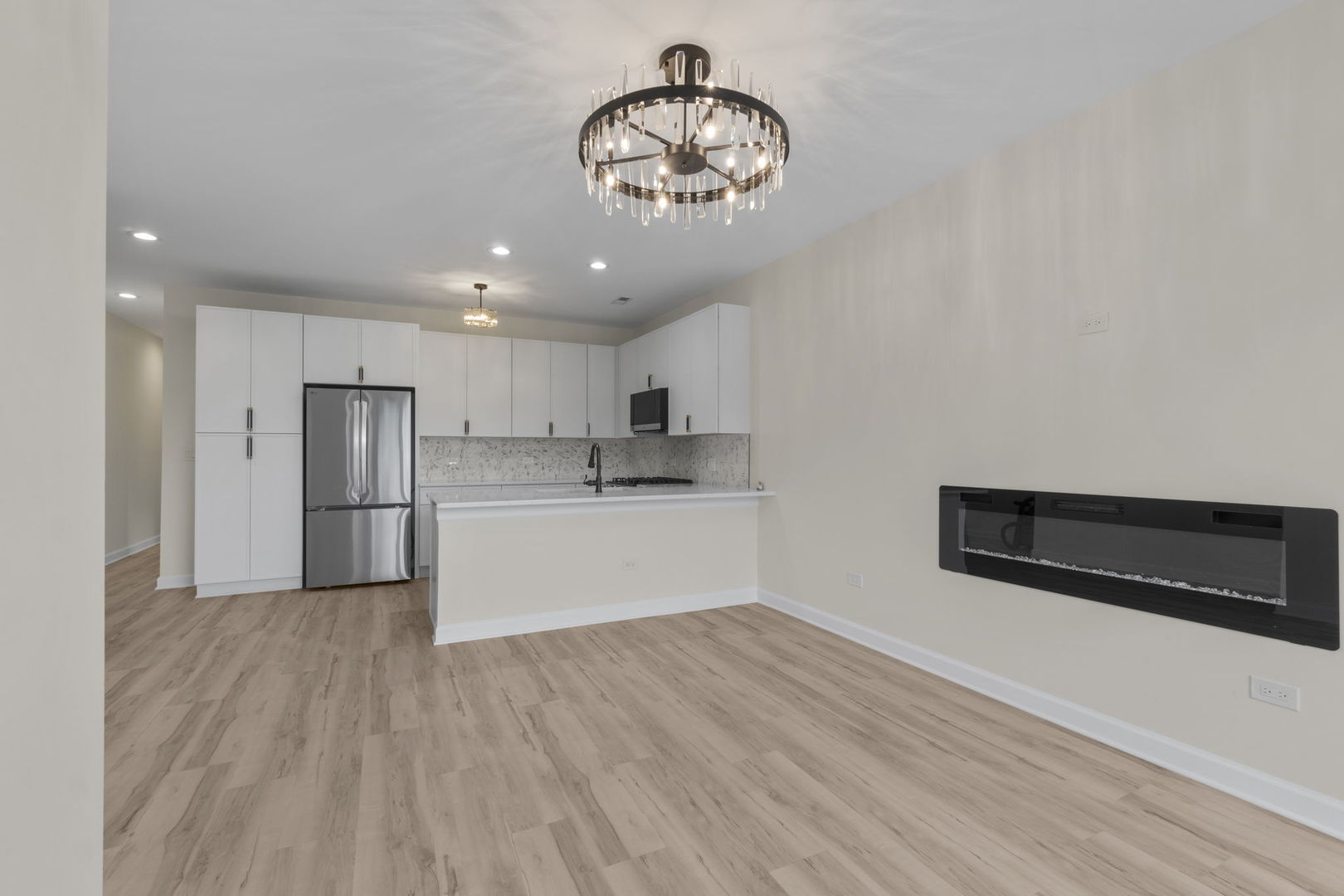 4447 S Calumet Avenue Property Photo 11