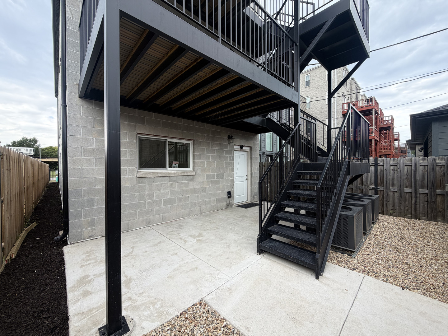 4447 S Calumet Avenue Property Photo 49